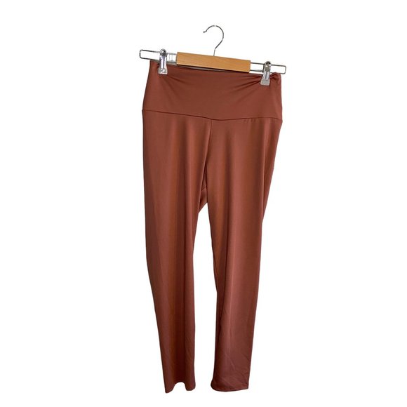 NWT Timing Mauve Satin Look Fit in Leggings Women's L - Picture 2 of 7